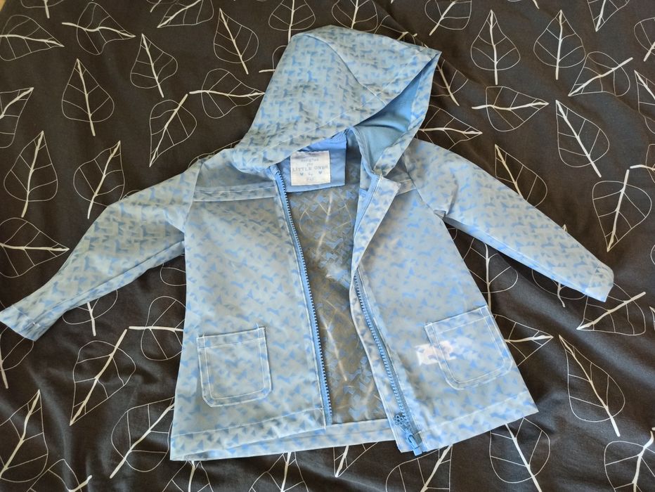 Płaszczyk kurteczka przeciwdeszczowa 12-18 miesięcy