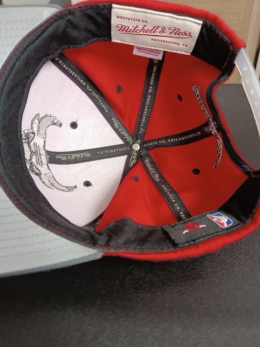 Jak nowa czapka Mitchell&Ness