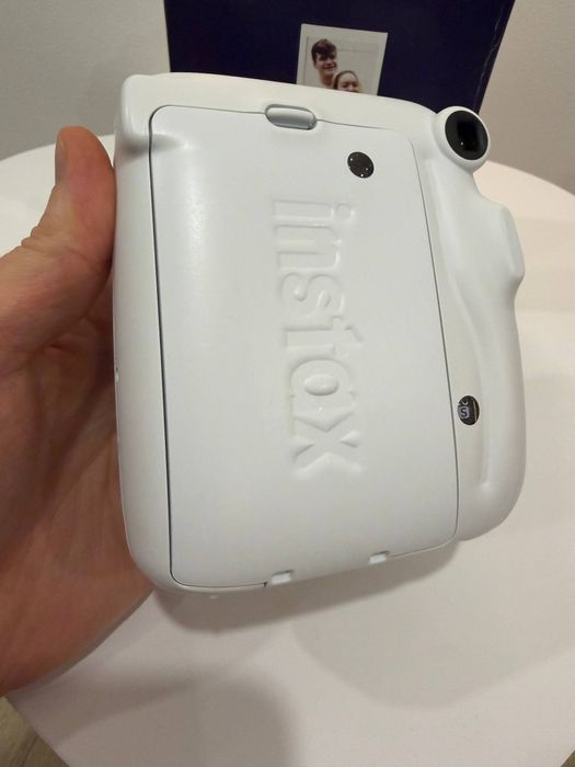 Фотоапарат миттєвого друку Instax mini 11 fujifilm сірий полароід