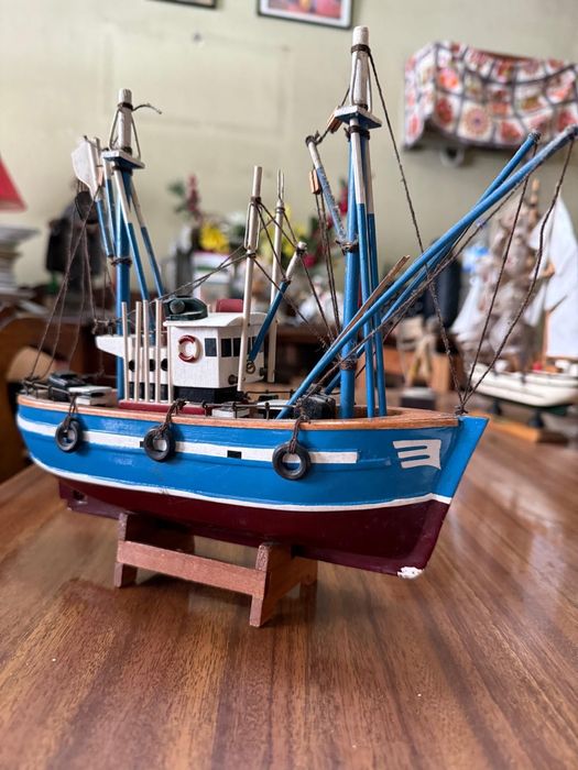 Barcos de coleção em bom estado