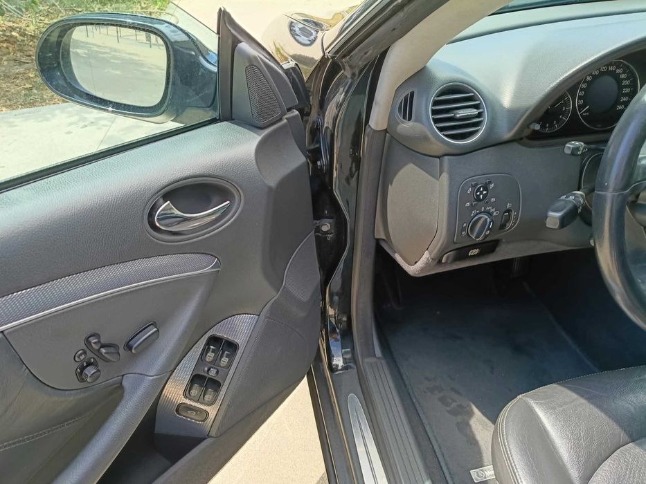 Mercedes CLK 200 Kompressor 2003 com apenas 200.000 kms !