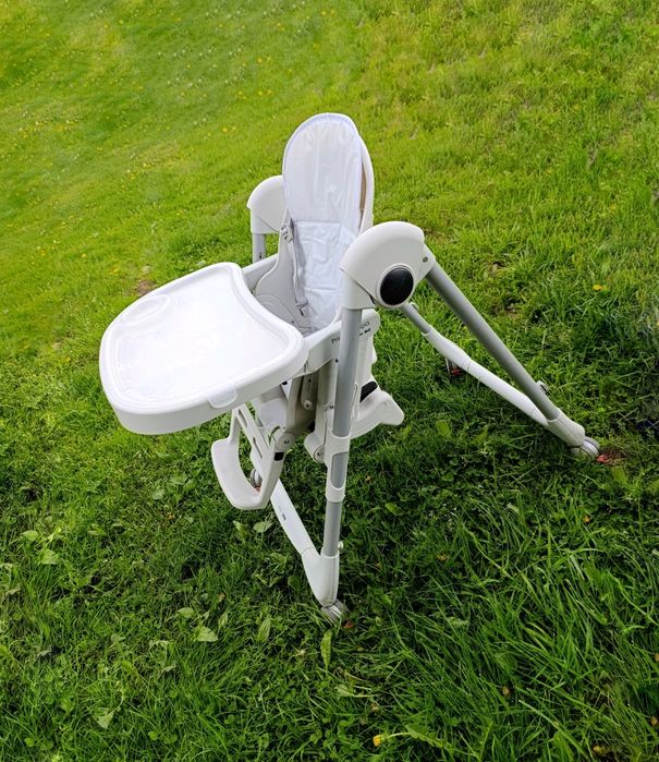 Столик для годування