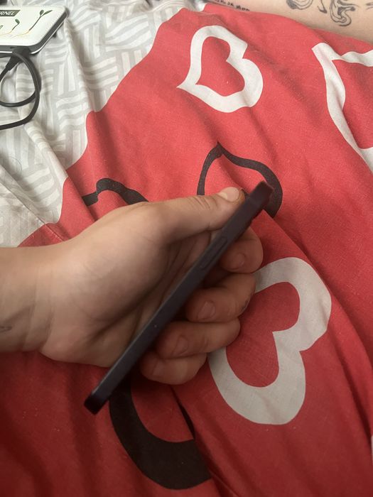 iphone 12 mini.