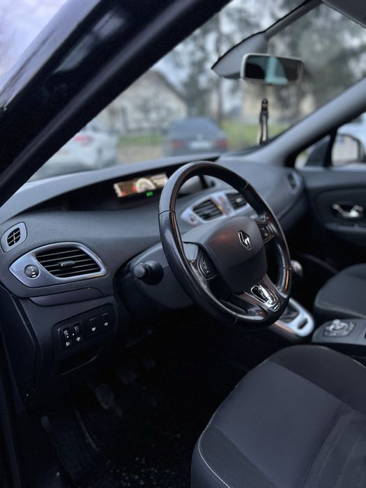 Терміново!Renault Grand Scenic!