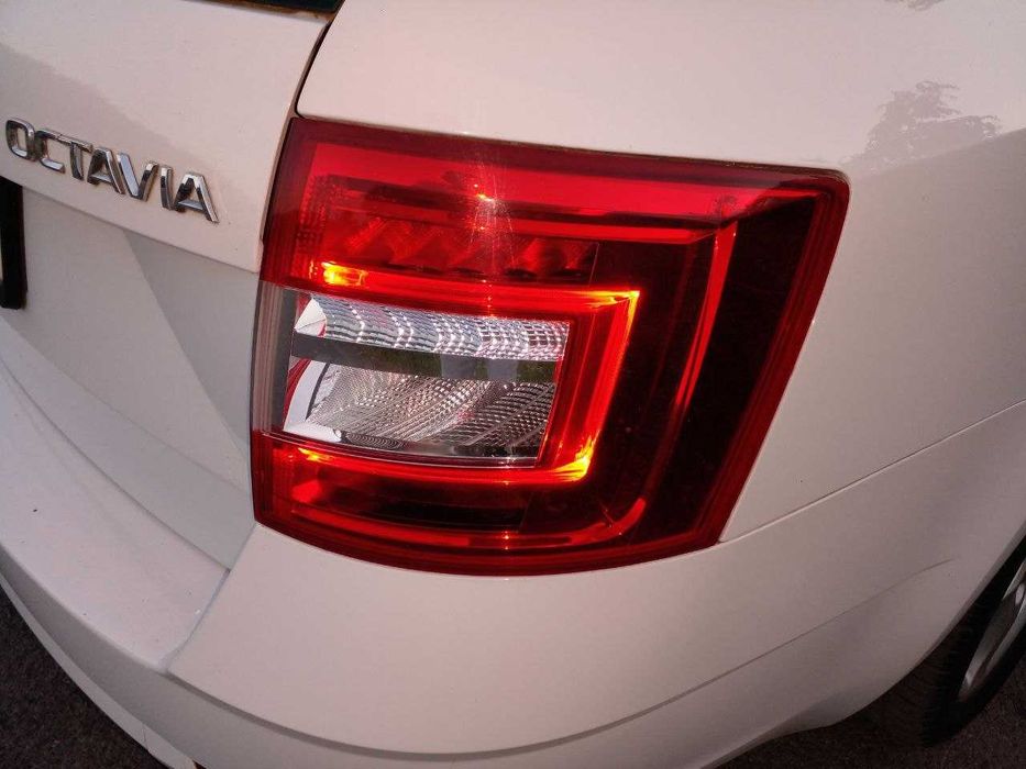 Skoda 2017 1.6 дизель, автомат