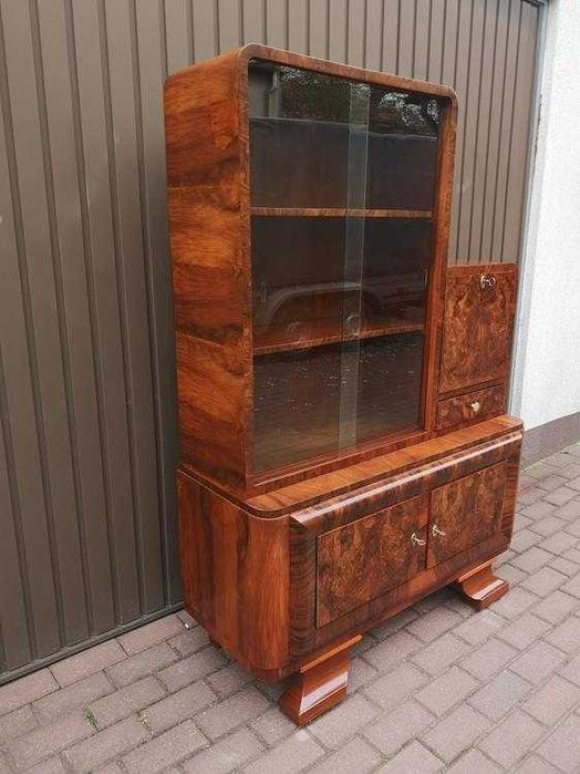 Witryna Barek ART-DECO Unikat Orzech Stara Antyk W Bardzo Dobrym Stanie .