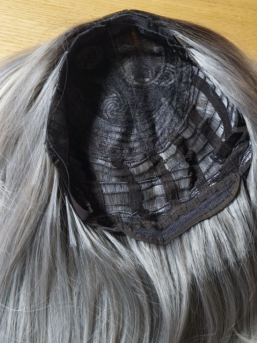 Cabelo sintético loiro castanho 56cm