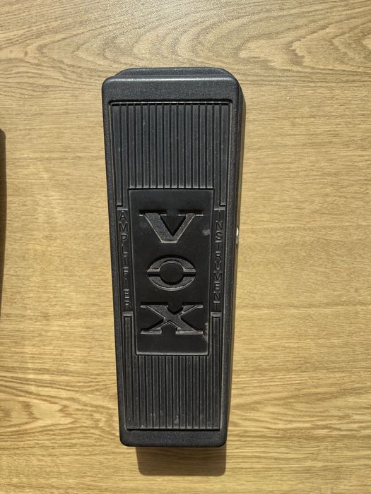 Музична педаль  ( wah )Vox v845