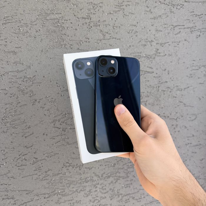 iPhone 13 128GB Midnight Neverlock Ідеальний стан