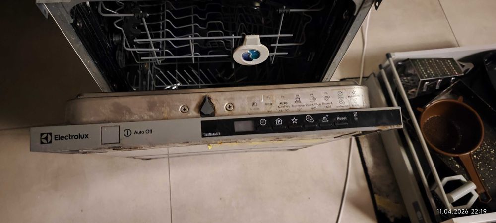 Zmywarka do zabudowy Elektrolux ESL4510LA 45 cm uszkodzona.