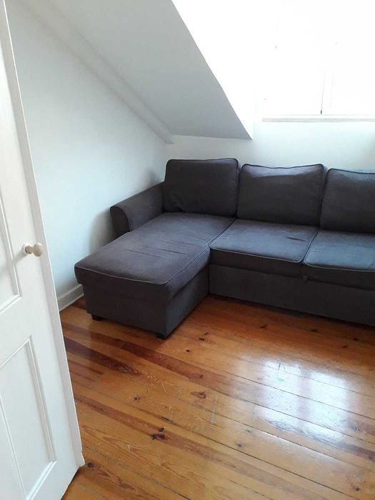 T2 Bairro Alto águas furtadas