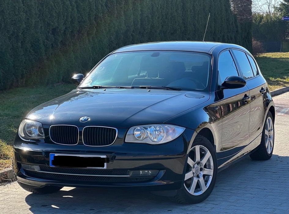 BMW Seria 1 2009 130 przebieg  Lift Grzane Fotele Czujniki