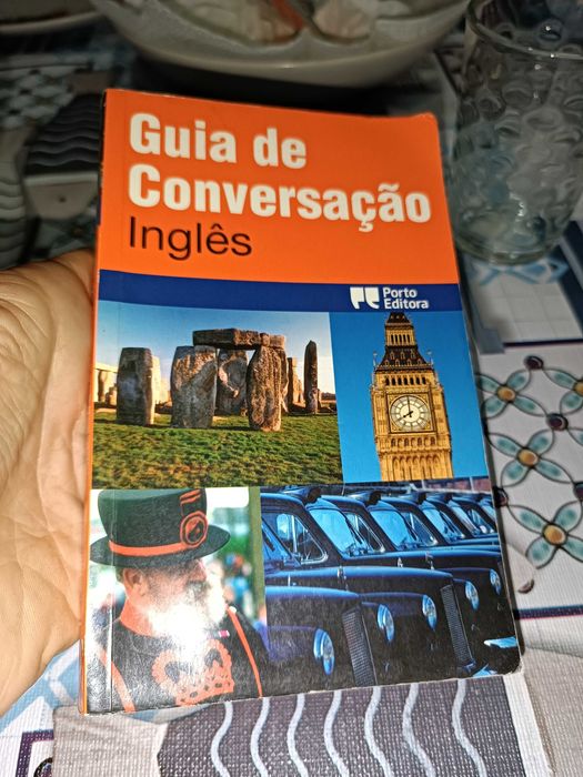 Guia de conversação Alemão Inglês Italiano e Espanhol