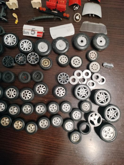 Bburago e outras carrinhos coleção peças 1/18, 1/24..