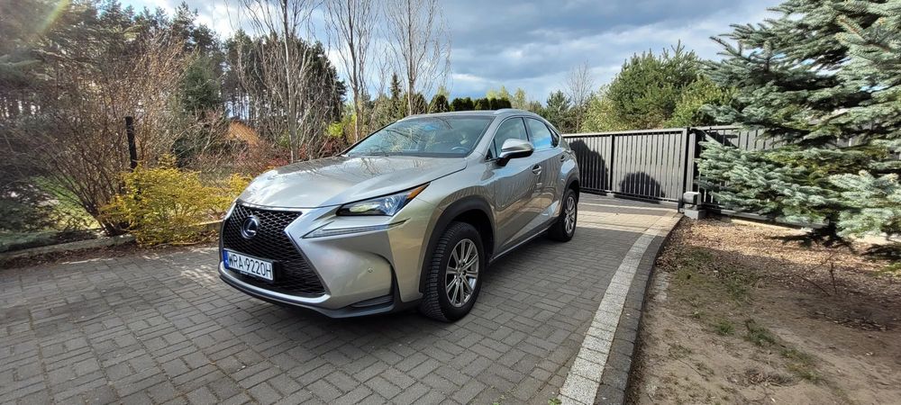 Lexus NX Lexus NX krajowy, zakupiony w ramach programu Toyoty "Pewne auto"
