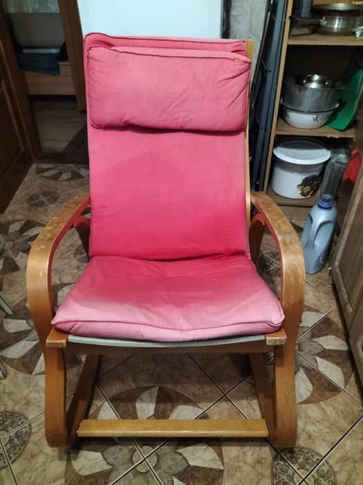 Деревянное кресло -качалка