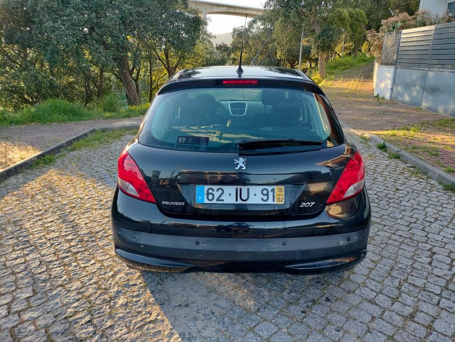 Peugeot 207 1,4 VTI