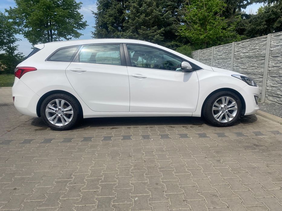 Hyundai I30 Hyundai i30 2015 /Automatyczna skrzynia biegów/ Idealny stan