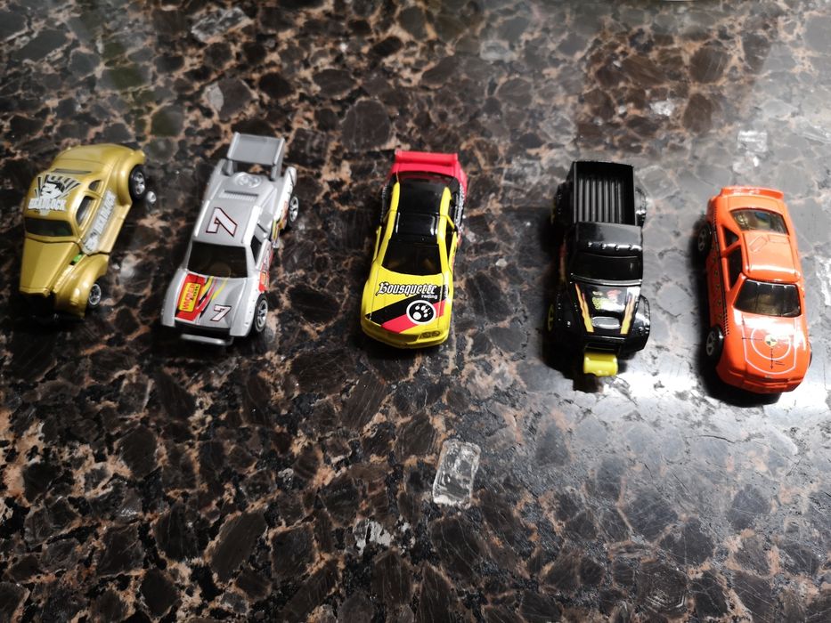 Hotwheels Crack-Ups Conjunto carros Mattel