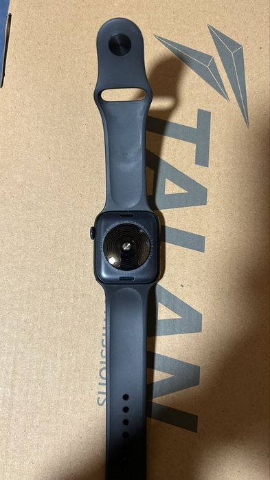 Apple Watch SE 2 44mm годинник часи епл