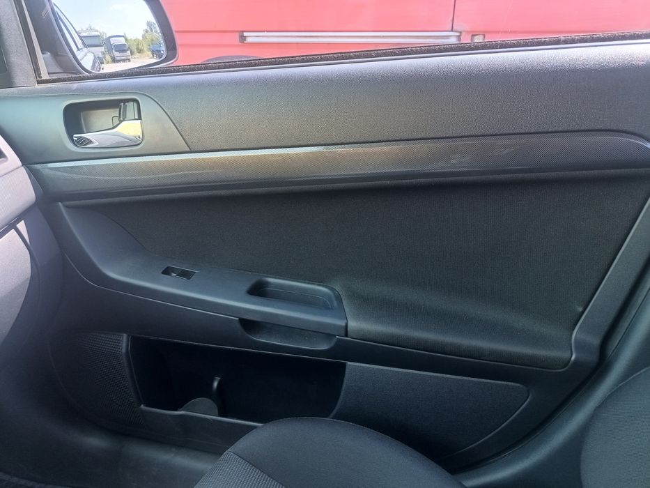 Mitsubishi lancer X