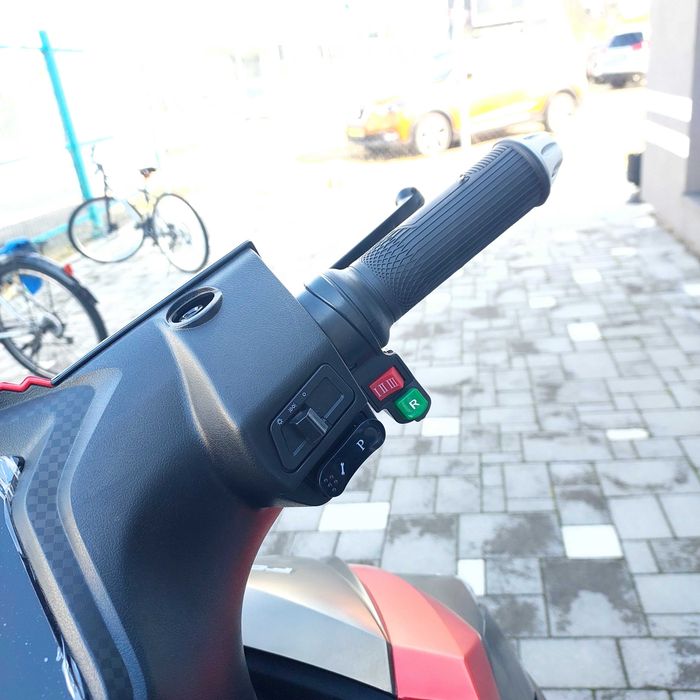 Електроскутер FORTE LEON PRO 2500W 72V/32Ah, гарантія, доставка