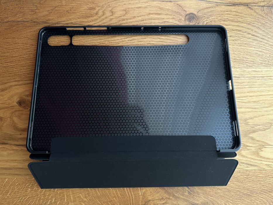 Składane etui na tablet Samsung S9 FE nowe