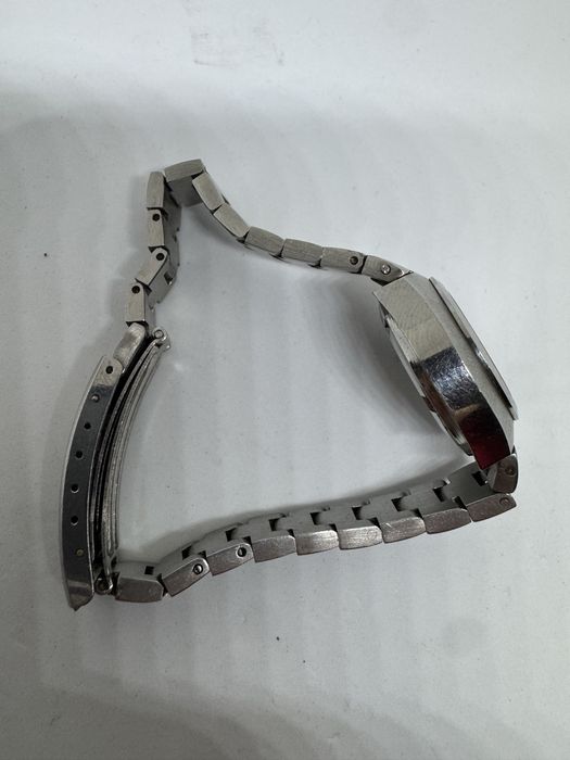Zegarek Realtime vintage LCD stalowy unikat niesprawny