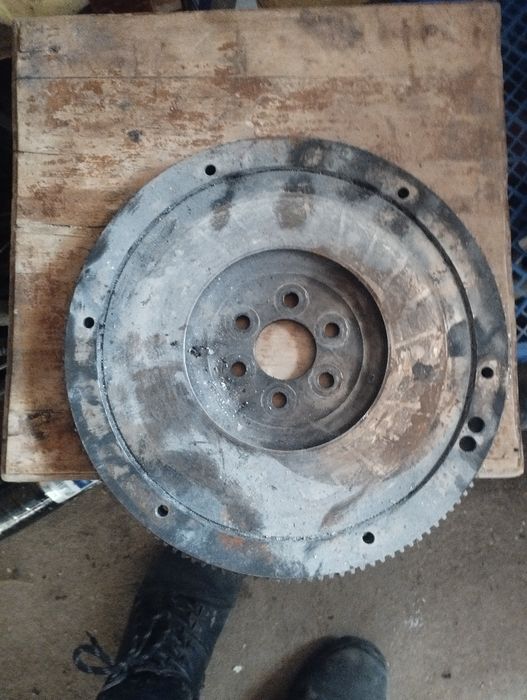 маховик деу Ланос 1.5