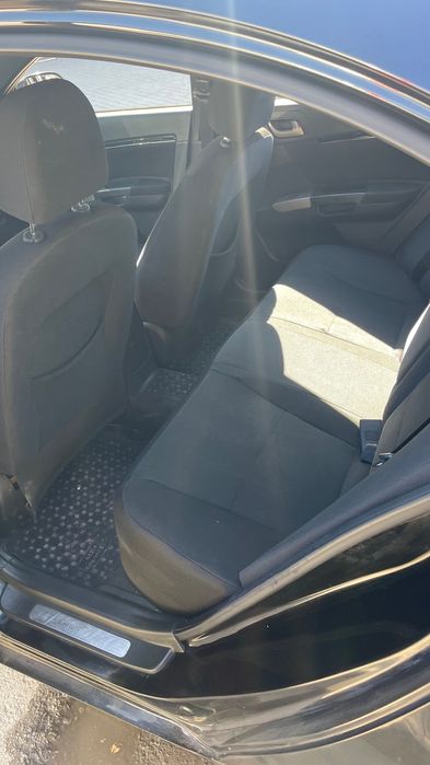 Оренда брендованого авто для роботи в таксі машина  skoda fabia фабія