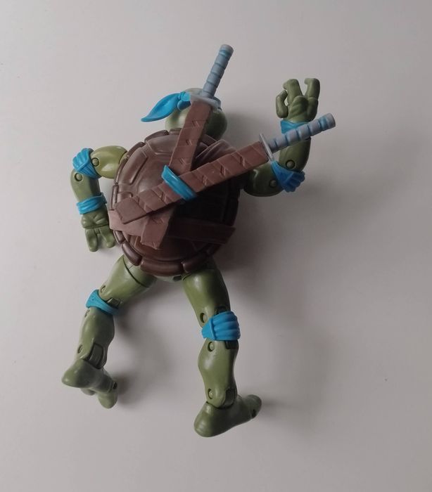 Playmates ŻÓŁWIE NINJA Leonardo Figurka Ruchome Elementy