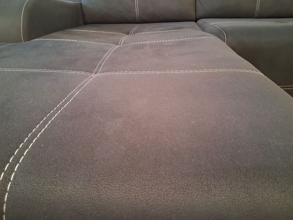 Sofá com 4 anos em bom estado