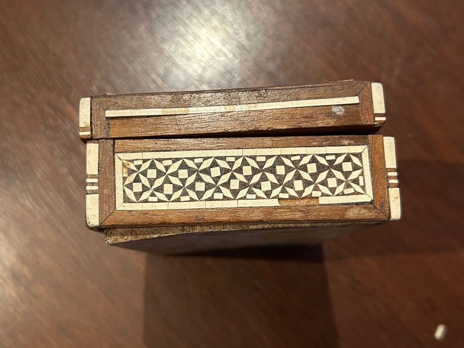 Szkatułka drewniana