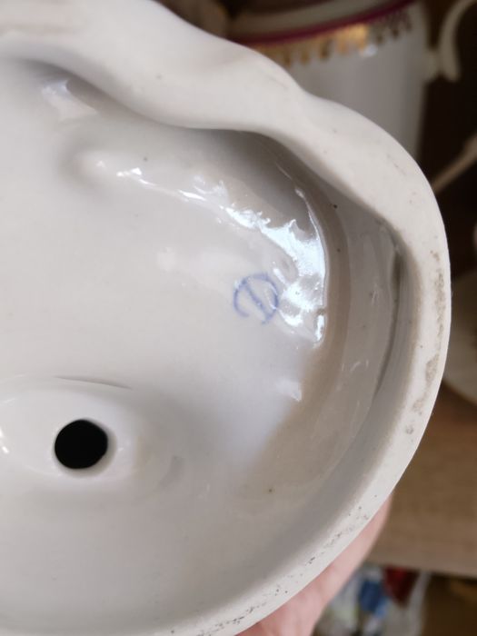 Porcelanowa figurka Dikolenko