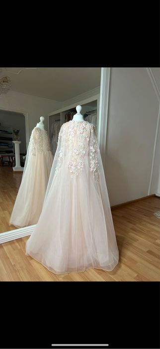 Сукня святкова на зріст 140см перше причастя випускний