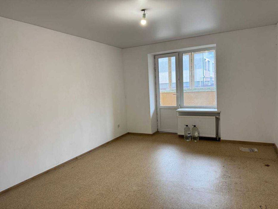 1к, Виставка, вул. Трудова Площа 60 м², 1/9 поверх Ремонт на 90%  Новобудова 2020 року.