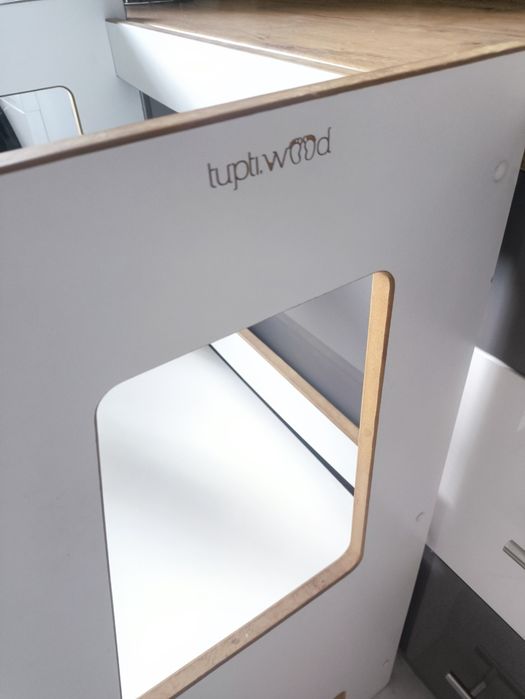 Kitchen helper duble dla rodzeństwa Tupi Wood