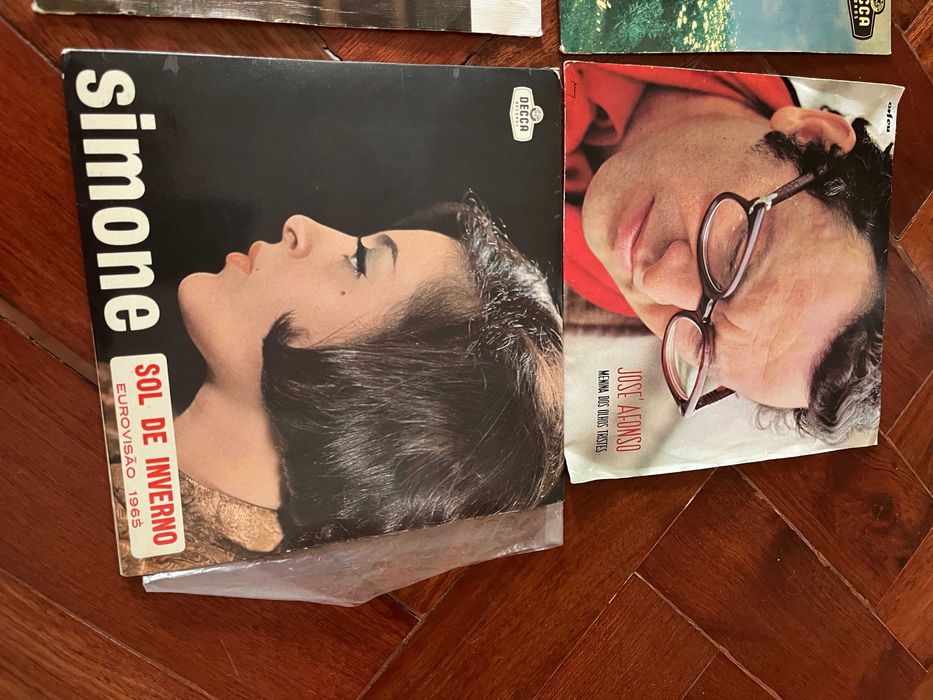 11 singles VINIL anos grandes sucessos 60/70. Amália/Simone/Solnado