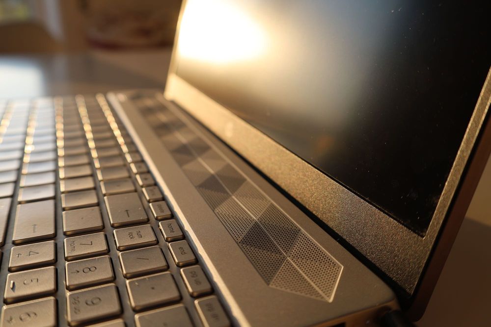 HP Pavilion 15" | Intel Core i5-8250U | 16GB RAM | SSD 256GB | NVIDIA GeForce MX130