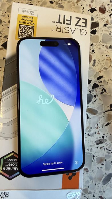 Granatowy iphone 15 pro 256 gb