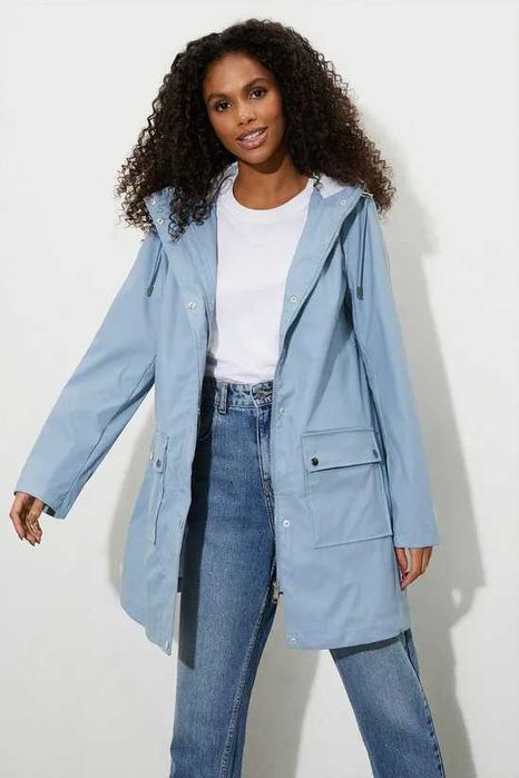 Стильна ніжно блакитна жіноча куртка-дощовик розмір 48-50 XL