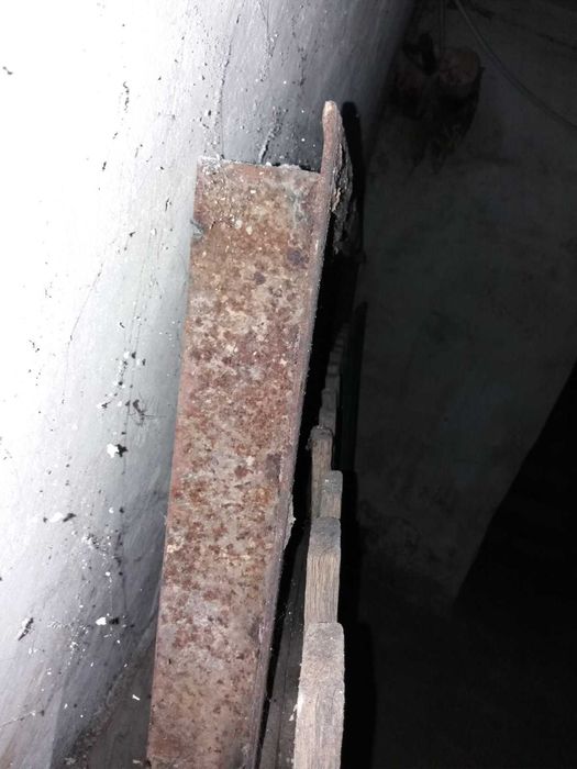 Ворота металеві.