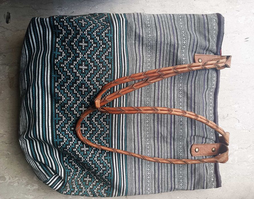 Torba boho róże, haftowana patchwork