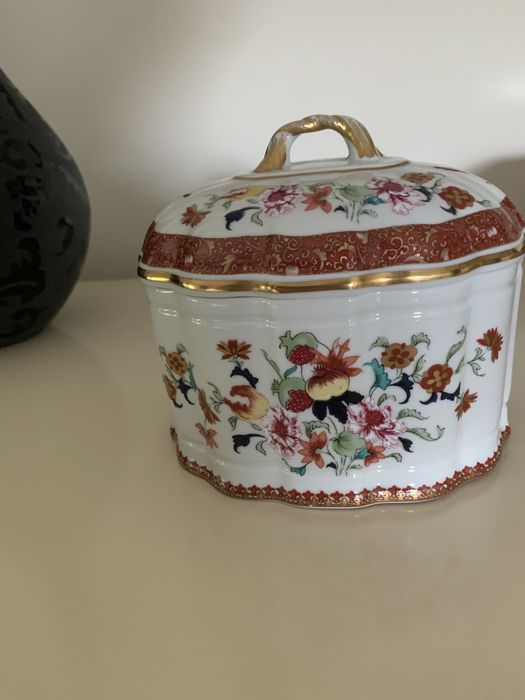 Royal Workshop Collectible Porcelain Box