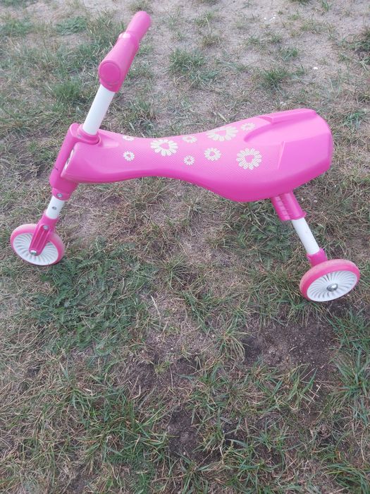 Rowerek pchacz różowy