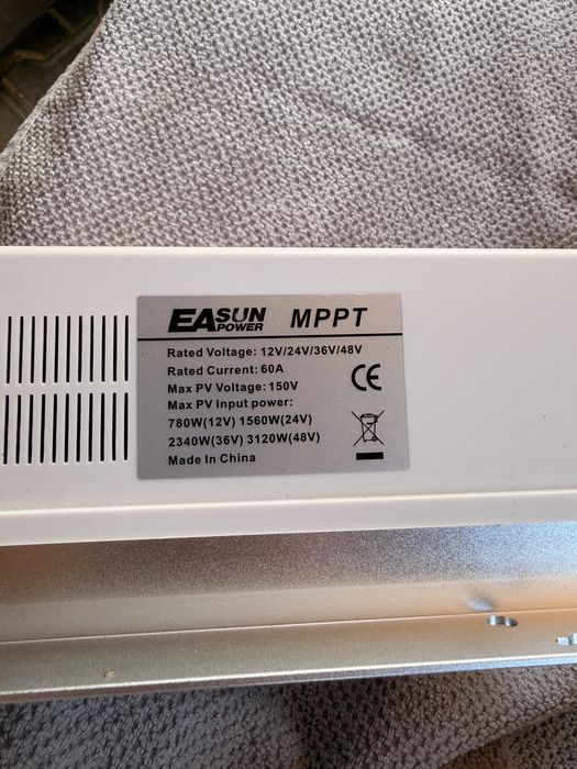 Regulator ładowania MPPT EASUN Power