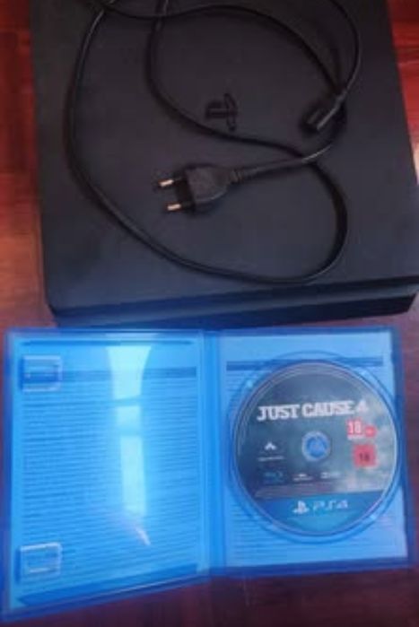 PlayStation 4 Slim – Em bom estado + just cause 4