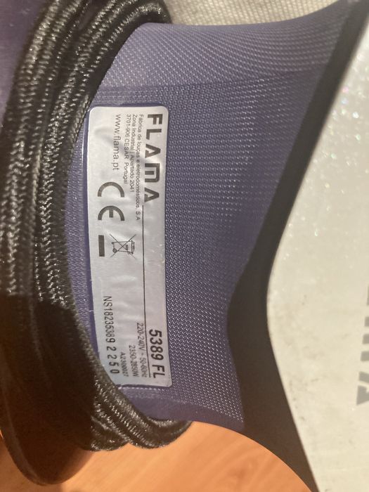 Ferros de engomar Flama e Braun