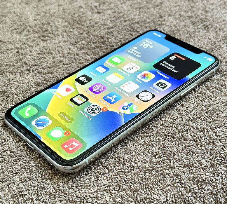 iPhone X 64GB , отличное состояние
