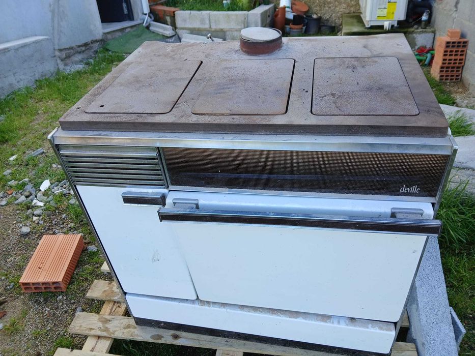 Forno a lenha marca DEVILLE